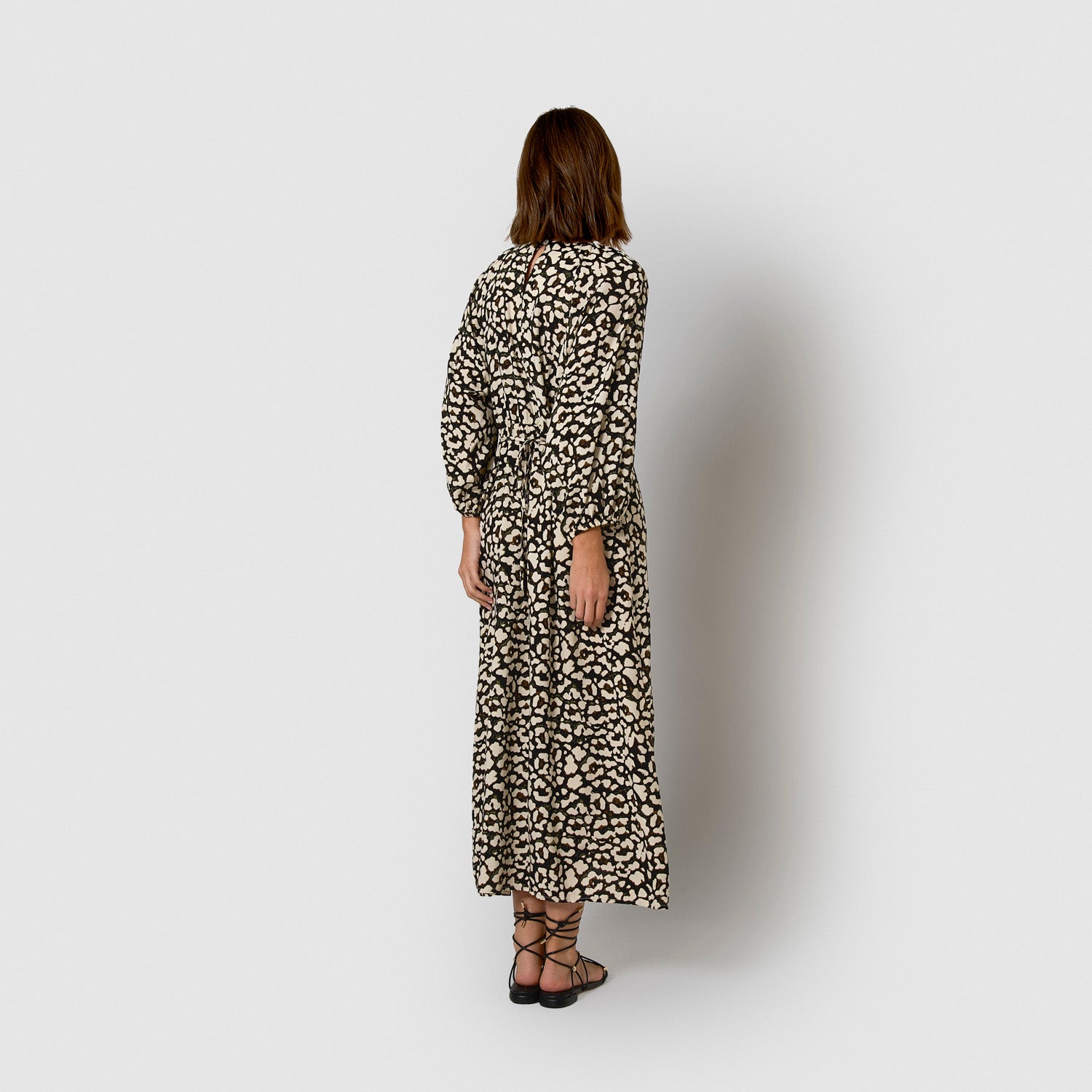 Vestido midi preto de viscose