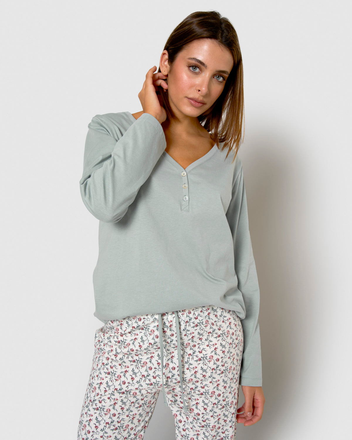 Pijama largo de algodón con escote pico niles azul agua