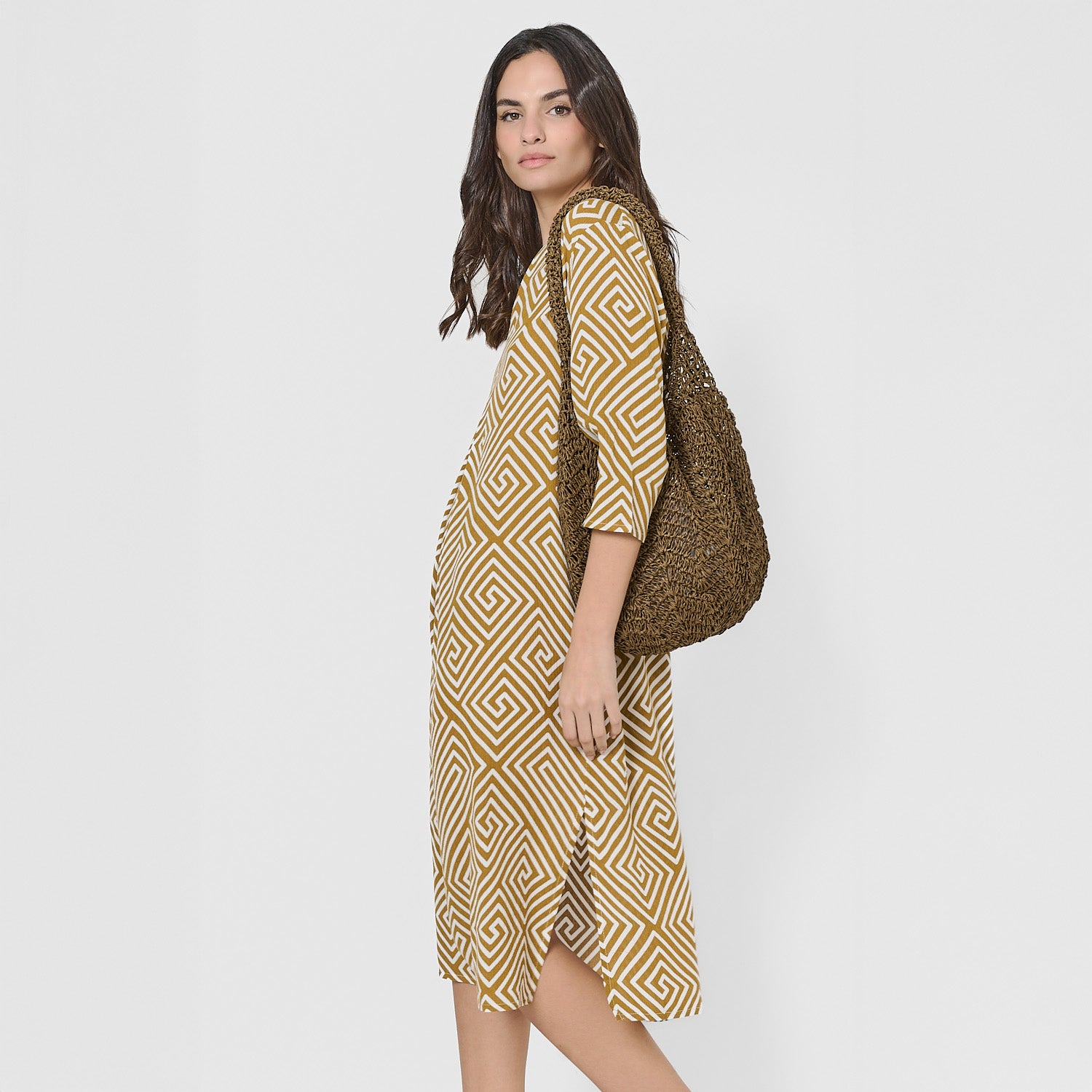 Borsa shopper in rafia intrecciata marrone