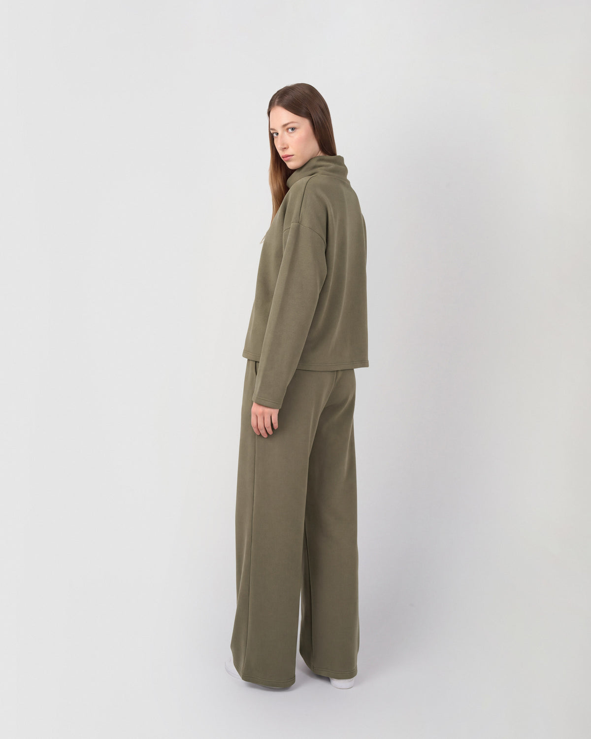 Set pantalón pinza sudadera drapeada verde cacería