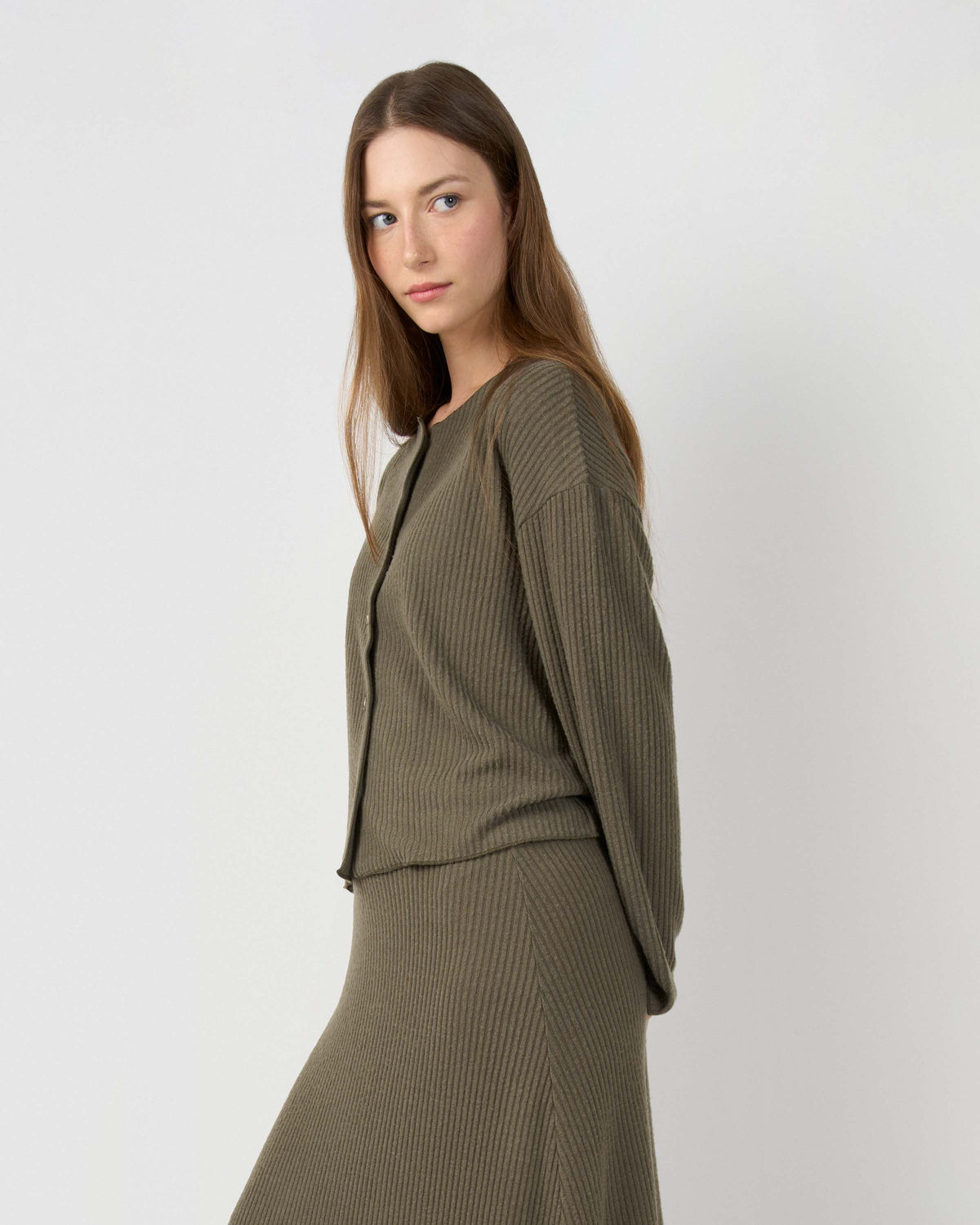 Set rebeca falda evasé canalé liso verde