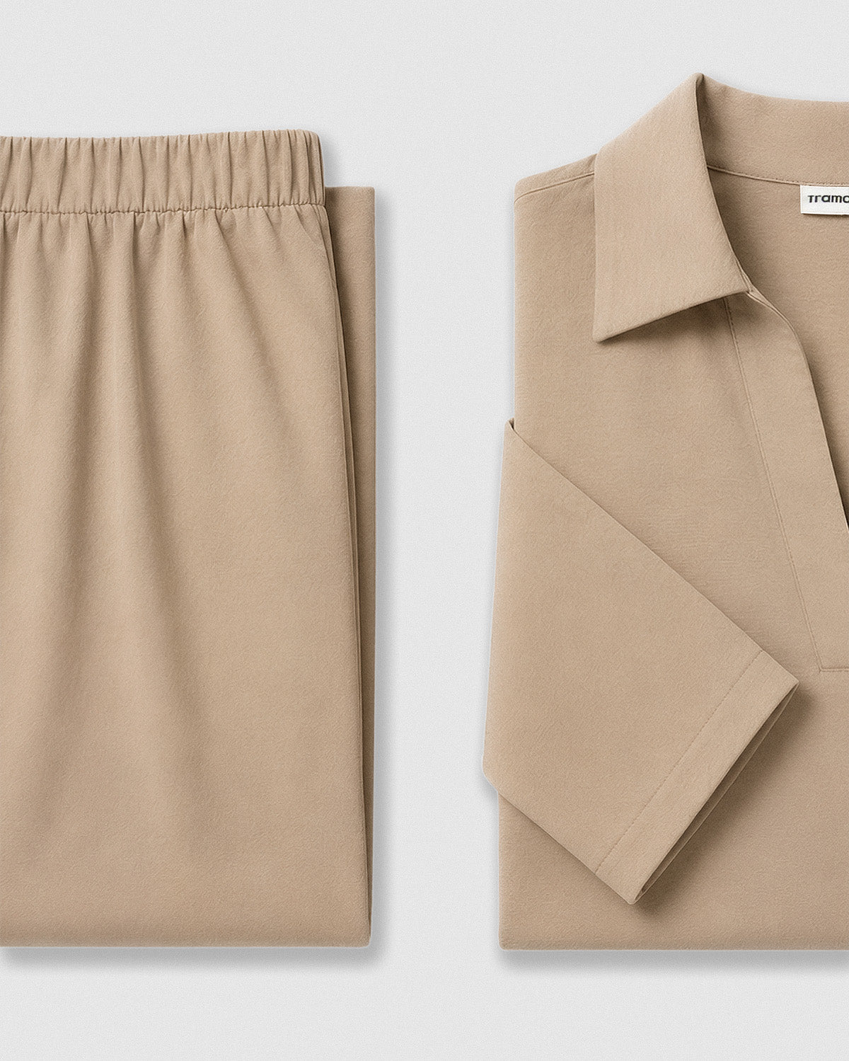 Set blusa pantalón liso beige