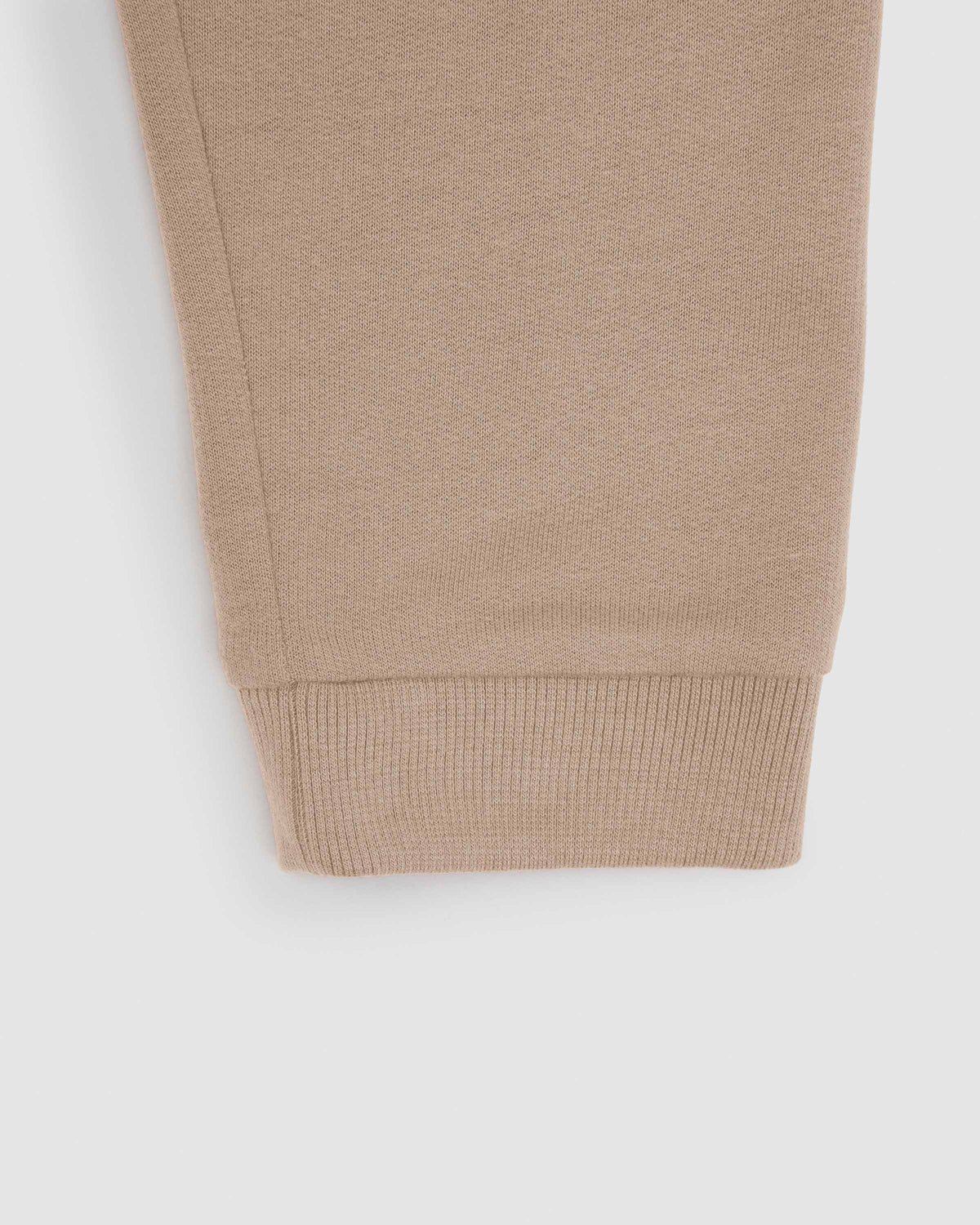 Set deportivo sudadera pantalón jogger beige