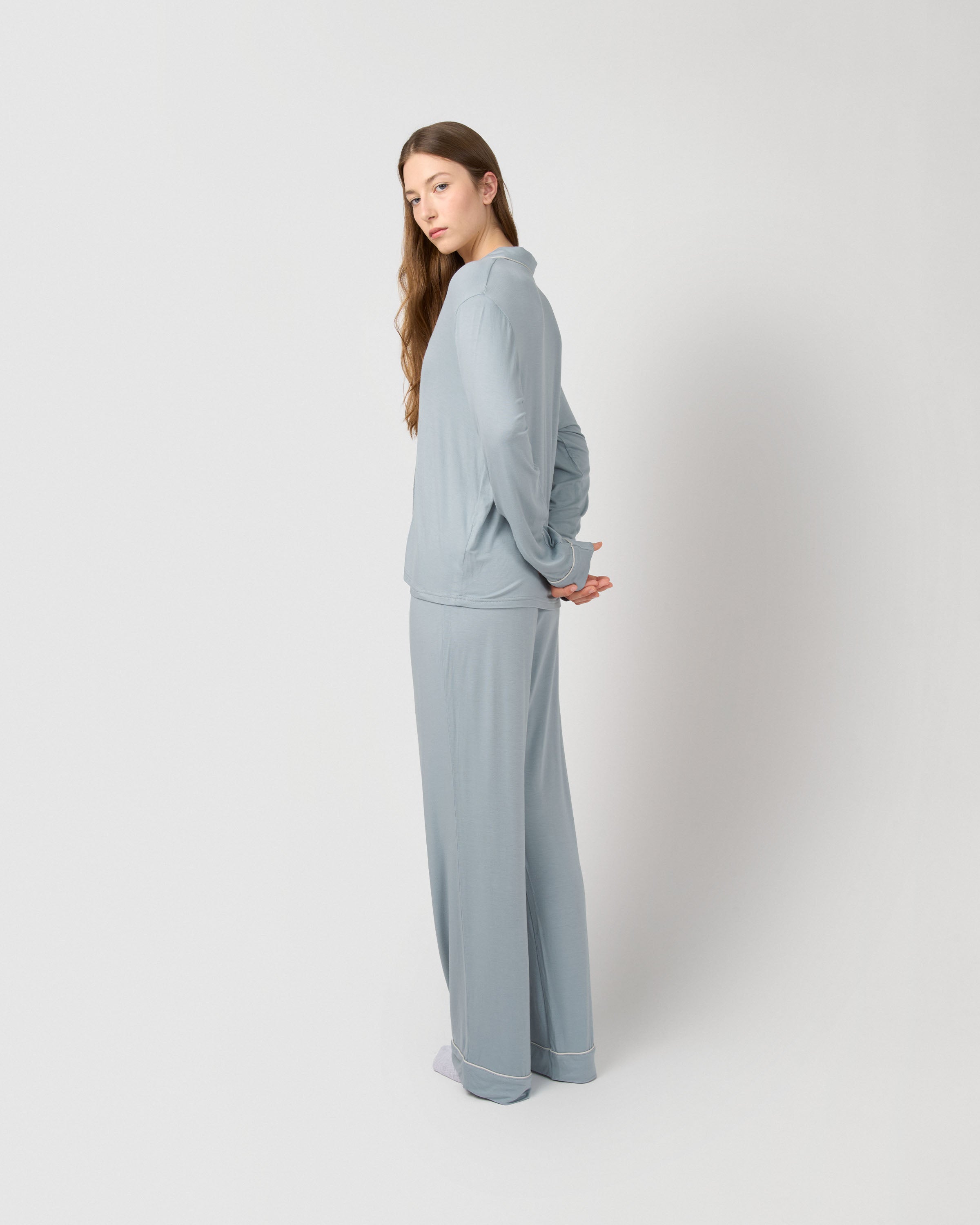 Pijama largo camisero viscosa punto azul agua