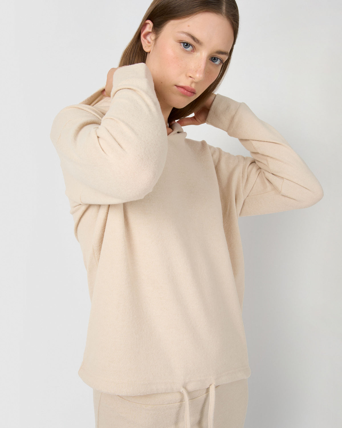 Sudadera capucha angorina beige