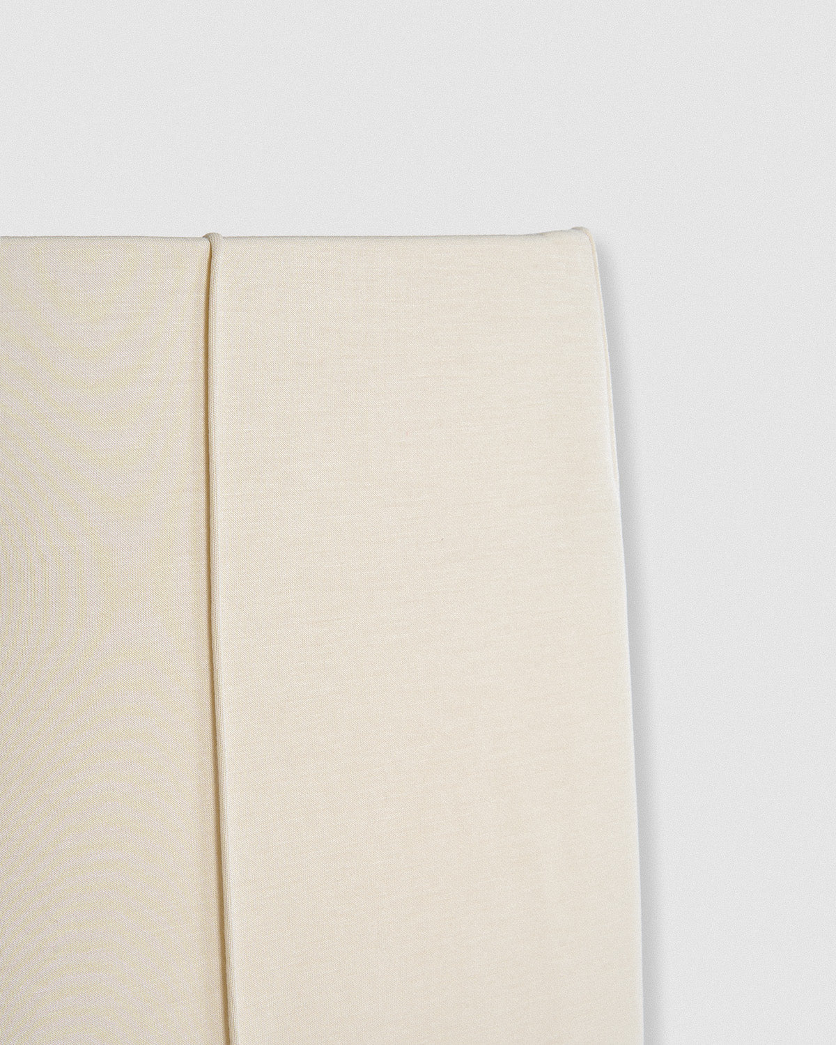 Women's pleated modal style trousers