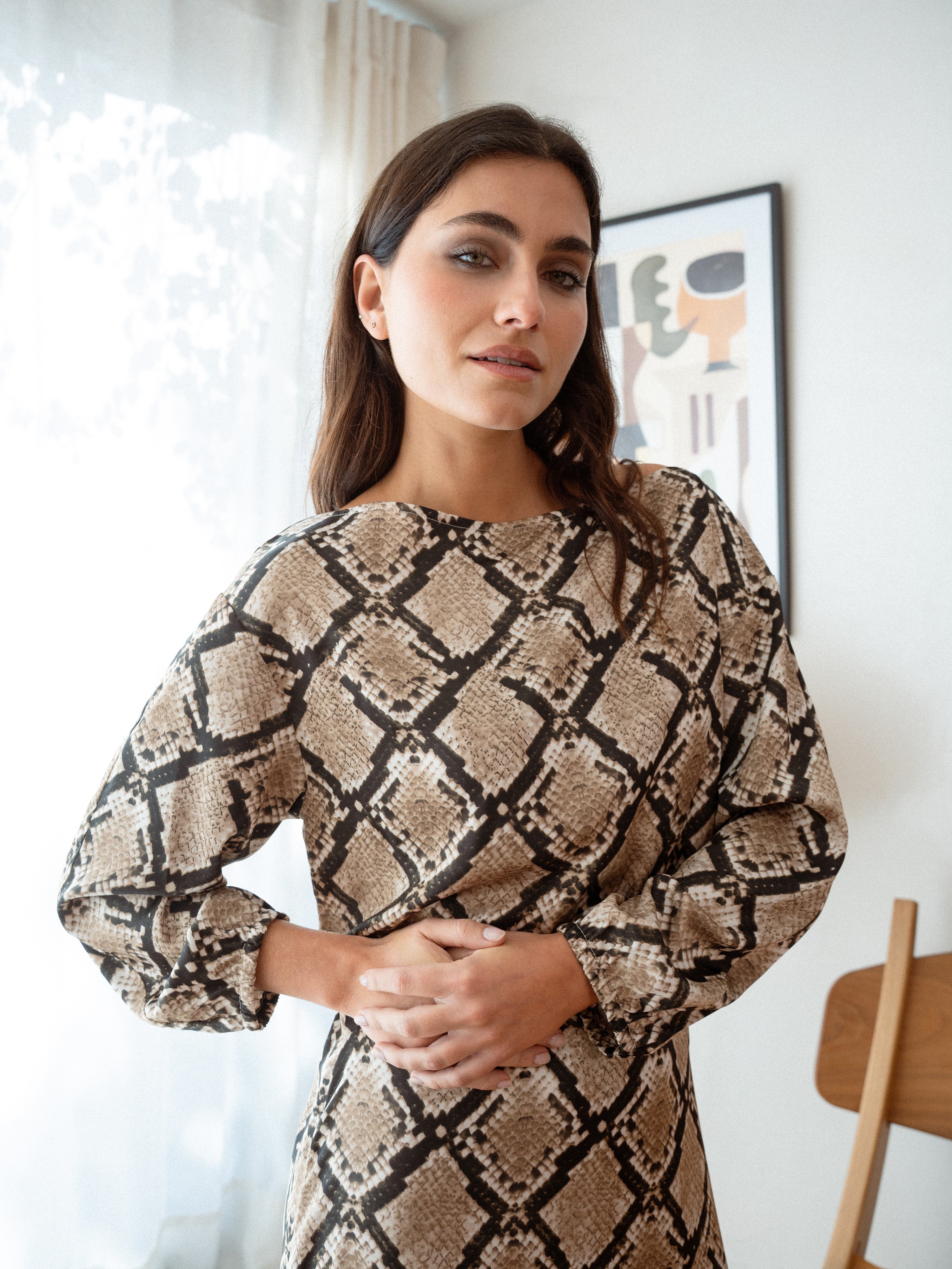 Blusa satén brisa marrón