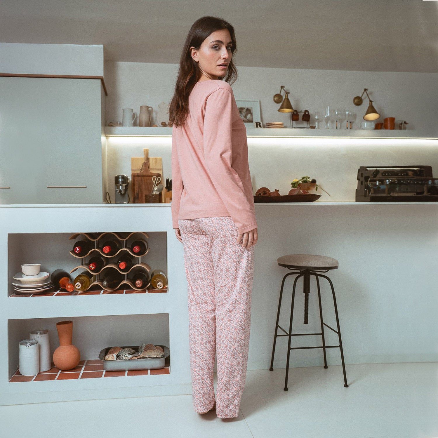 Pigiama lungo in cotone con scollo a V e rosetta mandolia