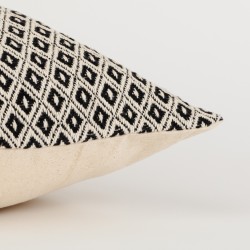 Cojín rectangular algodón 30x50 Rombito negro - funda + relleno Cojín rectangular algodón 30x50 Rombito negro - funda + relleno