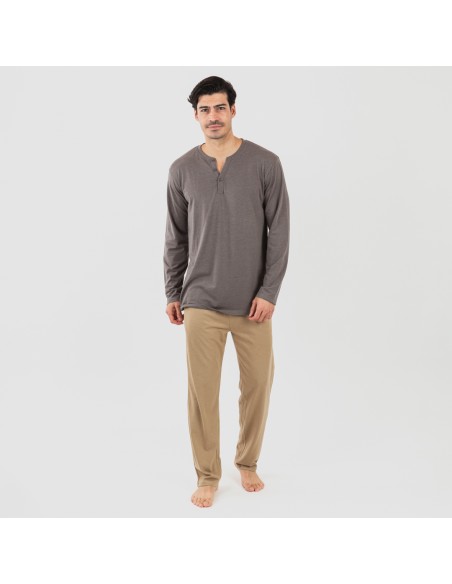 Pijama largo hombre con botones topo - arena Pijama largo hombre con botones topo - arena