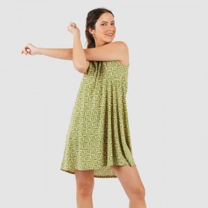 Vestido corto tirantes crepe Corinto verde hierba 2