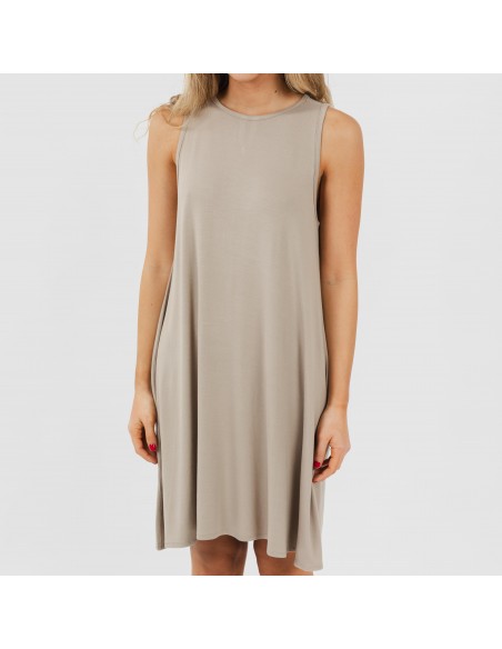 Vestido corto tirantes viscosa liso Vestido corto tirantes viscosa liso