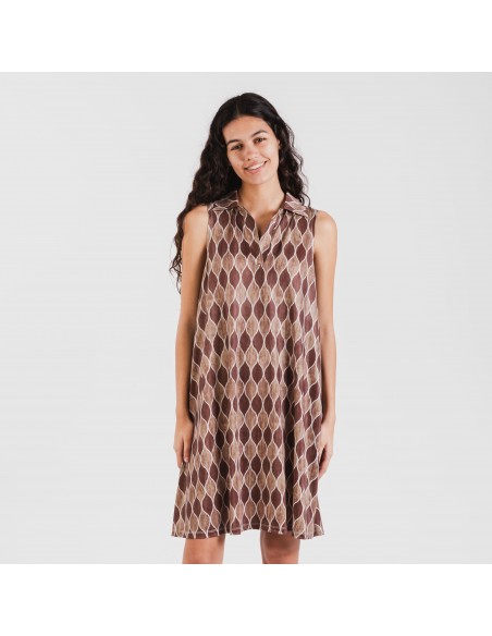 Vestido corto cuello y solapa soft Carlota marrón Vestido corto cuello y solapa soft Carlota marrón