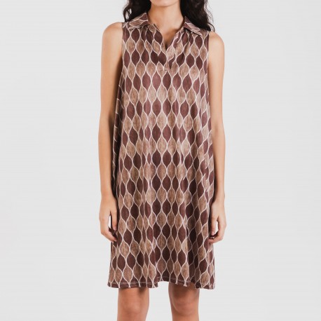 Vestido corto cuello y solapa soft Carlota marrón