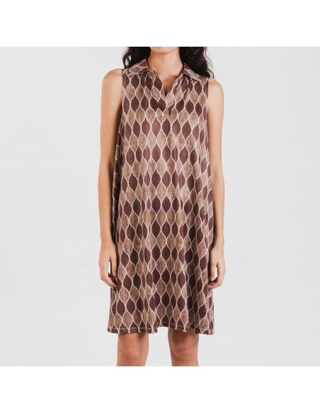 Vestido corto cuello y solapa soft Carlota marrón Vestido corto cuello y solapa soft Carlota marrón