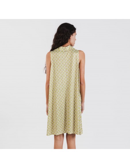 Vestido corto cuello y solapa soft Ohio verde lima Vestido corto cuello y solapa soft Ohio verde lima