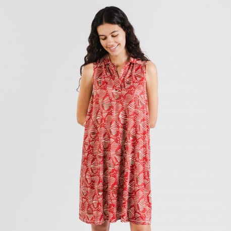 Vestido corto cuello y solapa soft Zumaia burdeos