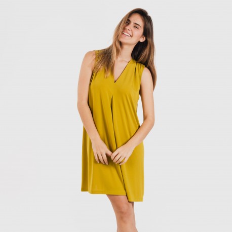 Vestido corto crepe liso