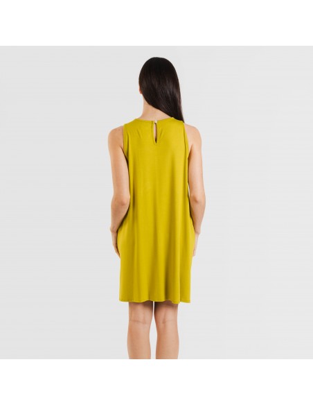 Vestido corto tirantes viscosa liso Vestido corto tirantes viscosa liso