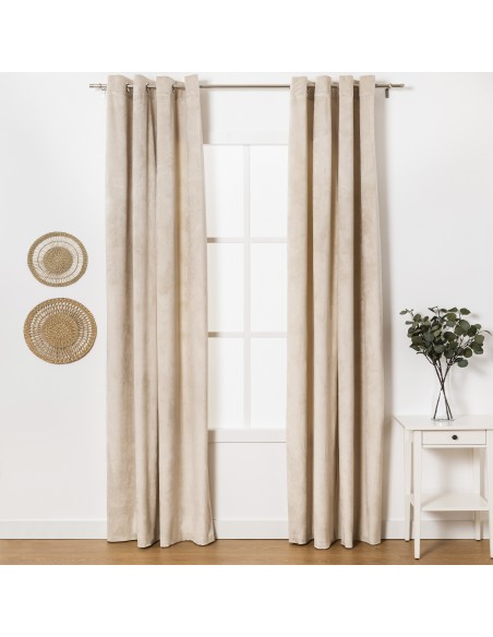 Cortina New terciopelo lisa Cortina New terciopelo lisa