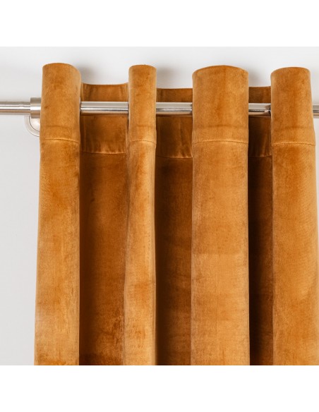 Cortina New terciopelo lisa Cortina New terciopelo lisa