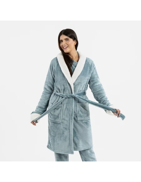 Bata terciopelo sherpa lisa Bata terciopelo sherpa lisa