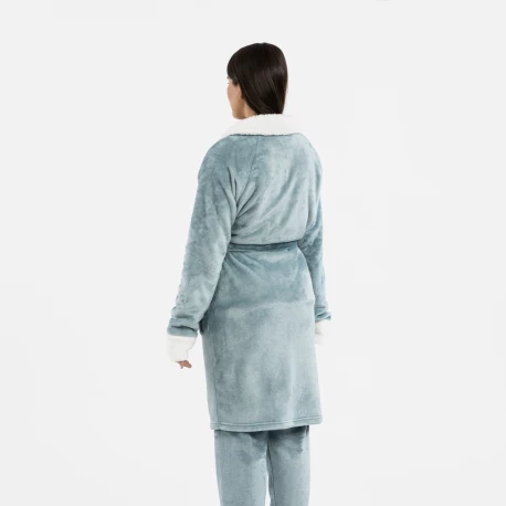 Bata terciopelo sherpa lisa