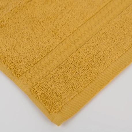 Toalla de baño 700gr mostaza