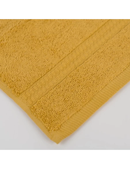Toalla de baño 700gr mostaza Toalla de baño 700gr mostaza