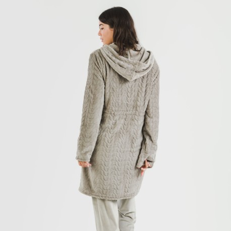 Bata terciopelo con gorro Devore lisa