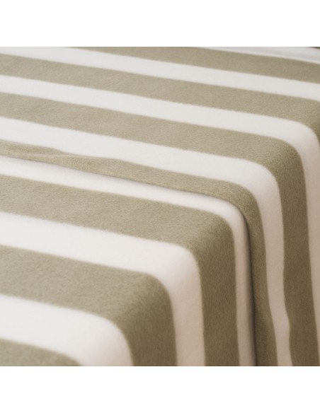 Juego de sábanas pirineo Raya Vinia verde