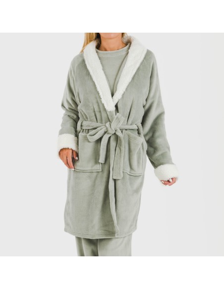 Bata terciopelo sherpa lisa Bata terciopelo sherpa lisa