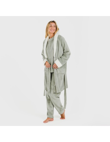 Bata terciopelo sherpa lisa Bata terciopelo sherpa lisa