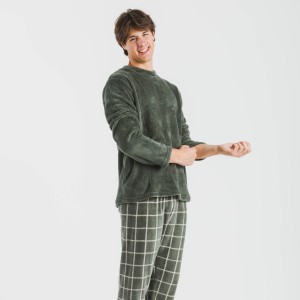 Pijama coral hombre Cuadro Andino verde caceria 2