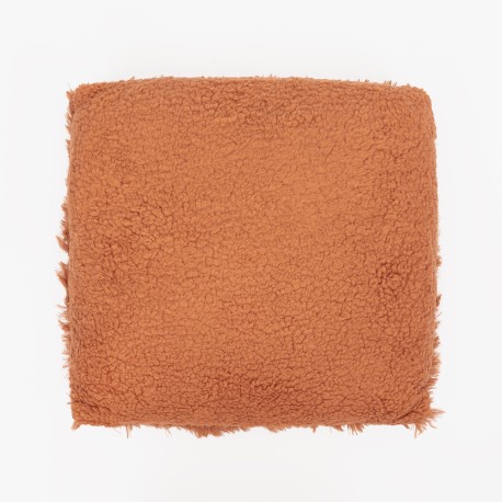 Cojín cuadrante pelo sherpa liso 45x45