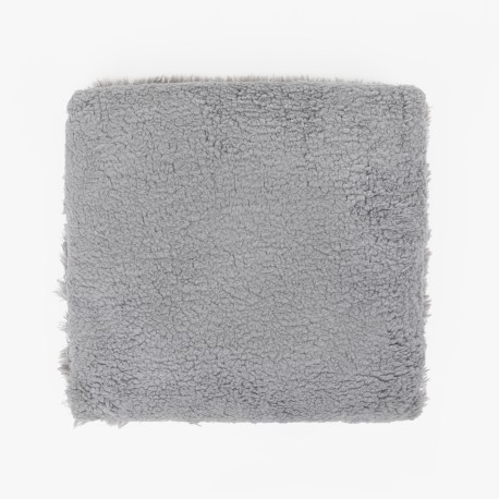 Cojín cuadrante pelo sherpa liso 45x45