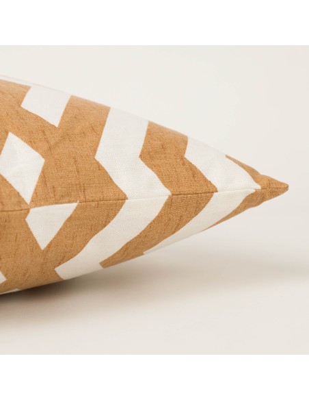 Cojín cuadrante antimanchas Nela liso 50x50 - funda + relleno Cojín cuadrante antimanchas Nela liso 50x50 - funda + relleno