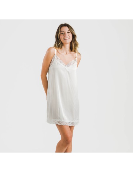 Camisón corto satén Friday liso