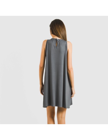 Vestido corto tirantes viscosa liso Vestido corto tirantes viscosa liso