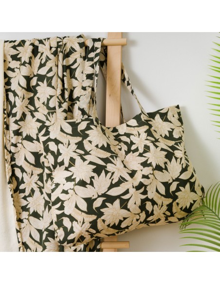 Pack Toalla Pareo + Bolso Charamo verde caceria Pack Toalla Pareo + Bolso Charamo verde caceria