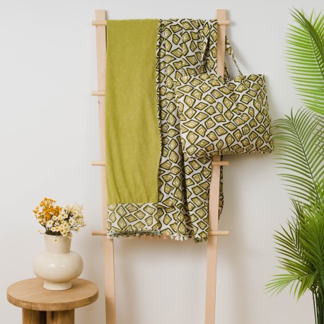 Pack Toalla Pareo + Bolso Liuvia verde caceria