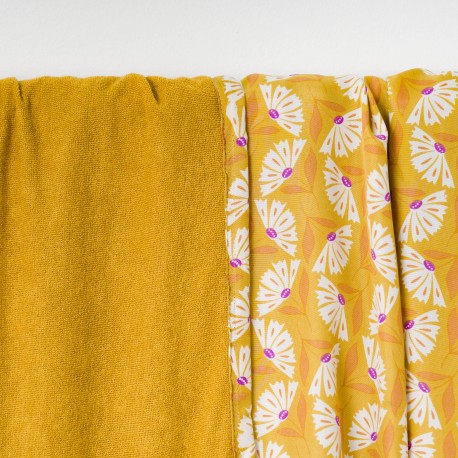 Pack Toalla Pareo + Bolso Calsita ocre