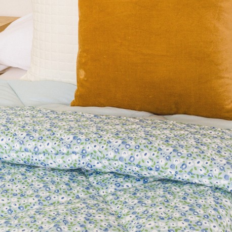 Edredón estampado Cris celeste