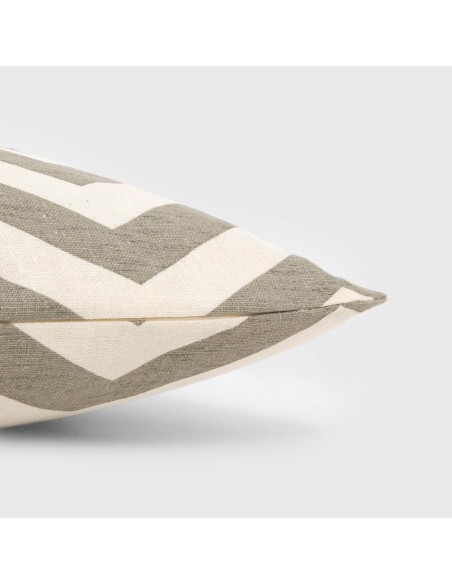 Cojín rectangular antimanchas 30x50  Nela liso - funda + relleno