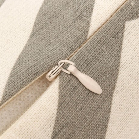 Cojín cuadrante antimanchas Nela liso 50x50 - funda + relleno