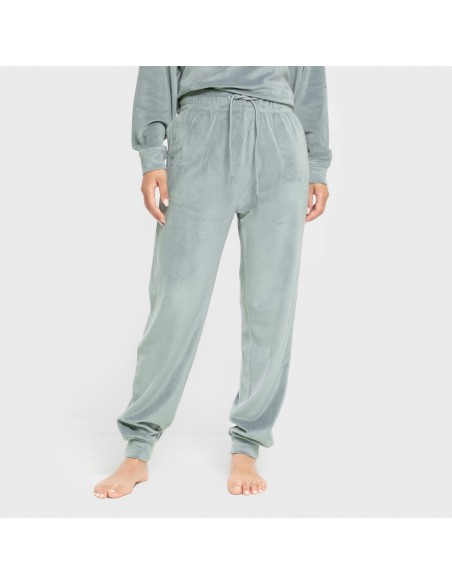 Pijama terciopelo super soft liso