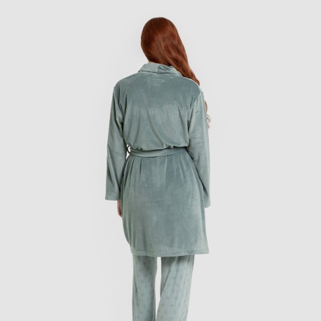 Bata terciopelo super soft lisa