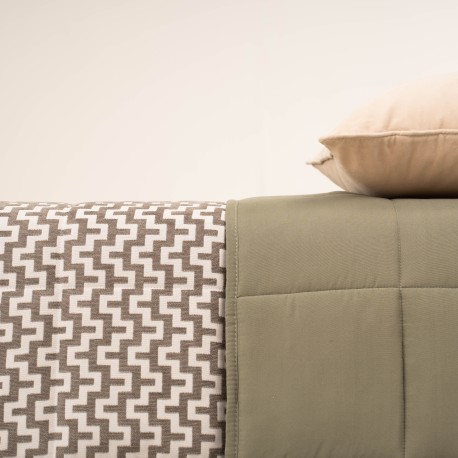 Colcha jacquard chenilla Tebas verde seco