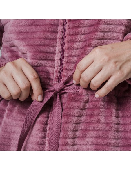 Bata terciopelo raya cremallera