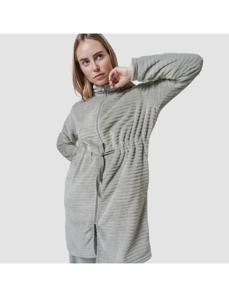 Bata terciopelo raya cremallera